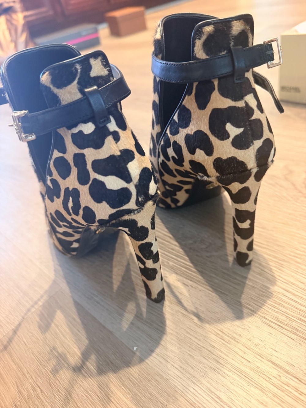 Michael Kors Lawson Leopard Haircalf Heels Size 8 NEW - Picture 5 of 8